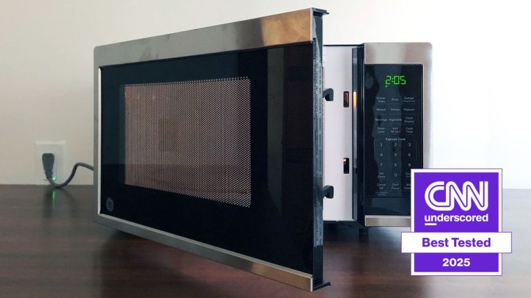 How to Choose the Best Microwave for Your Kitchen: A Complete Guide