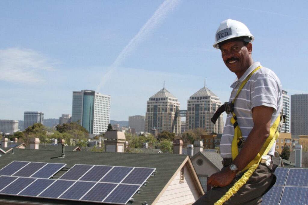 Save More on Power Bills with an Experienced Solar Installer Auckland