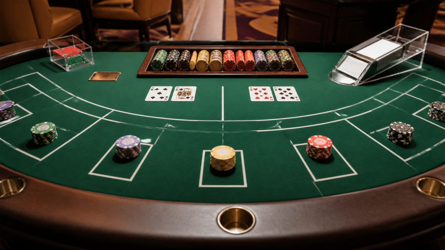 trang đánh baccarat: Cách đọc bàn chơi và lựa chọn sáng suốt Bàn baccarat với bài và phỉnh trong không gian casino
